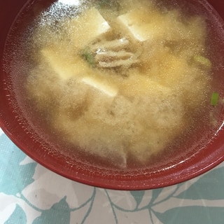 絹ごし豆腐と刻み葱の豚汁╰(*´︶`*)╯♡